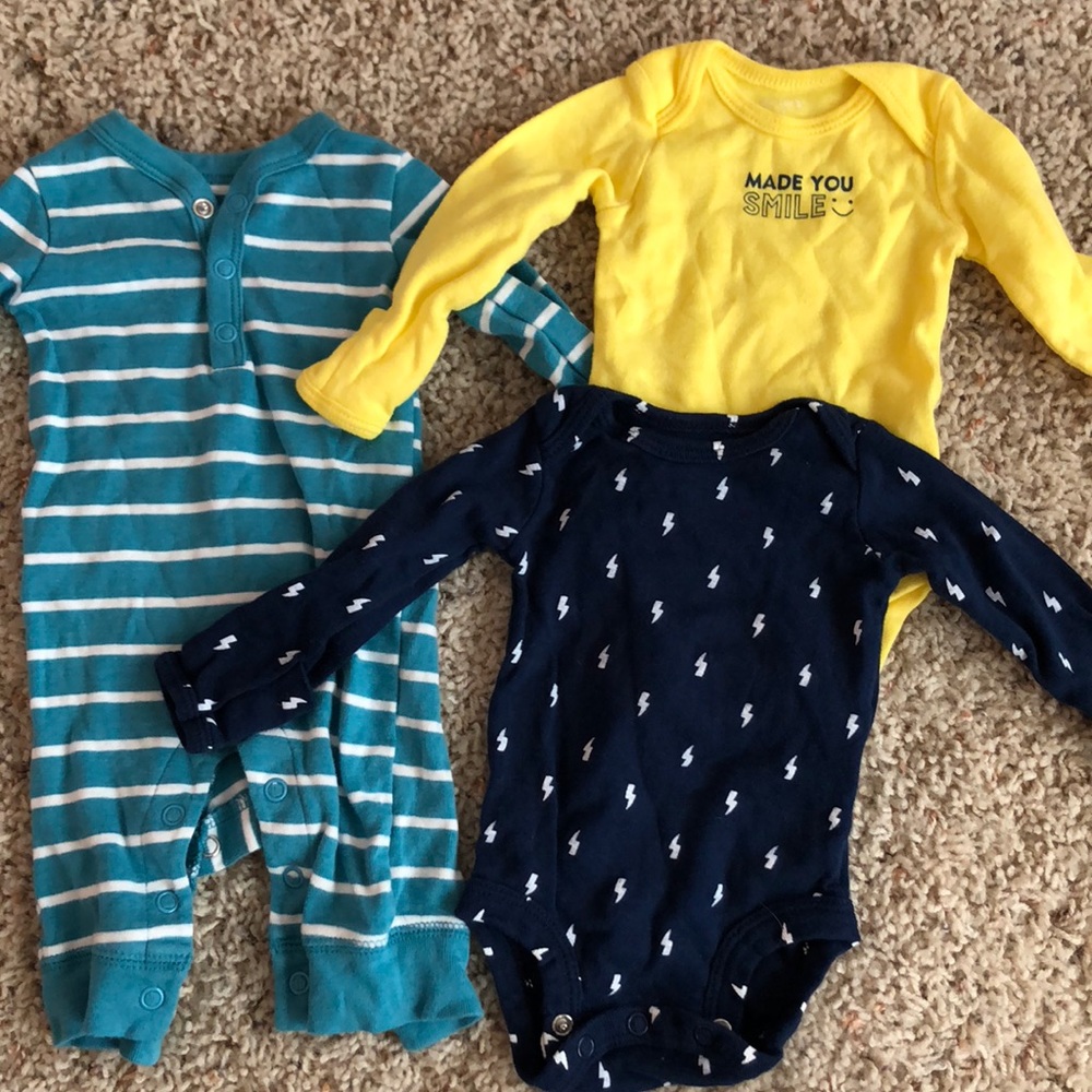 Assorted Newborn Outfits